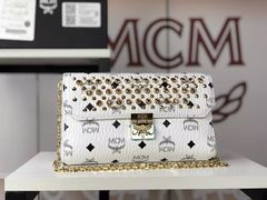 -MCM(比斯特上海购物村店)