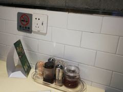 -龙记烧腊茶餐厅(常德路店)