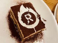 -城市大道红炉披萨烘焙坊