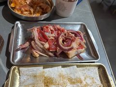 -围炉肉舍•炭烤活鳗•丹东海鲜烤肉(步行街店)