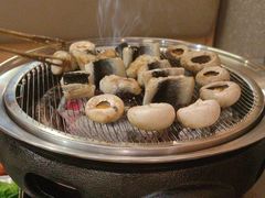 -围炉肉舍•炭烤活鳗•丹东海鲜烤肉(步行街店)