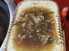 -哈尔滨东北铁锅炖(都督街店)