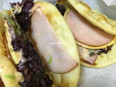 芝士火腿蛋软饼-棒约翰比萨·意面(张江店)