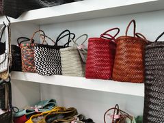 -JuneShop小众设计师品牌集合店