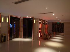 -温莎KTV(珠江路店)