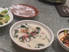-沅江水·湖南家宴(南村万博长隆商圈店)