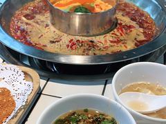 -瓜西西重庆火锅(花溪店)
