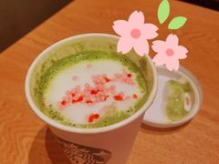 樱花草莓茶拿铁-星巴克臻选(北京前门大街店)