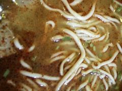 -亮亮面馆(经六路店)