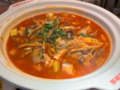 -魏铭鱼头捞饭(晋阳路店)
