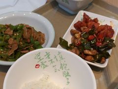 -老乡鸡(西岸凤巢店)