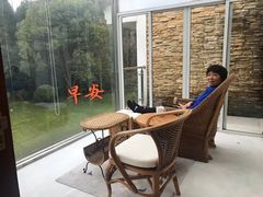 -上海怡沁园度假酒店