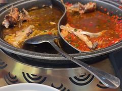 -阿瓦山寨·湘菜现炒·剁椒鱼头王(咸阳总店)