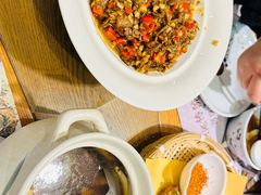 -黄泥岗·地道湖北菜(奥特莱斯店)