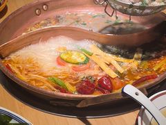 -洱火云南酸菜牛肉火锅(石景山当代商城店)