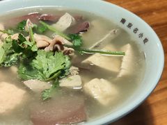-金原鸭血粉丝汤·汤包·脆皮烤鸭(南京博物院店)
