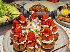 草莓忌廉华夫饼-BE BRIGHT KITCHEN(正佳广场店)