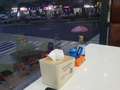 -鑫悦楼煎蟹·16年海鲜大排档