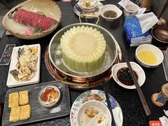 -得意咚瓜·顺德鱼生·冬瓜火锅(深圳首店)