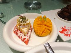 -王朝大酒店徐汇店-地面停车场