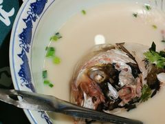 -南京金牛湖巨碗鱼头