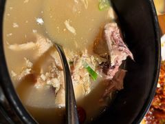 -长寿参鸡汤(朝韩风情街店)