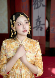 -莫小姐婚纱