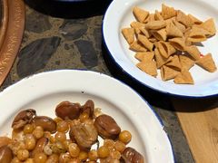 -沪小二炭火蛙锅(淮海中路美食不夜城店)