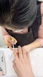 -赢韵美甲美睫瑞士净斑中心