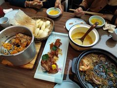 -有红鸡毛店·川菜(建设路店)