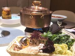 -荷花亭·湖北融合菜(中商广场店)