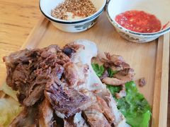 -鹤乡东北菜(崮山路店)