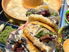 -洞庭洲·防空洞火锅·铜锅涮肉·烧烤(新百广场店)