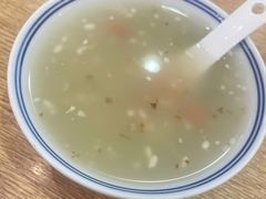 -王拐拐热干面·武汉三鲜豆皮(徐家汇店)