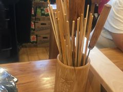 餐具摆设-Happy Tree House BBQ Kingsway木屋炭烤(溫哥華店)