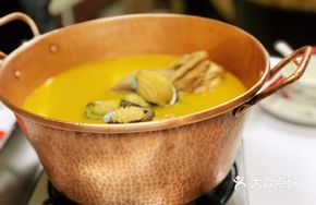 Golden Abalone Gelatin Chicken