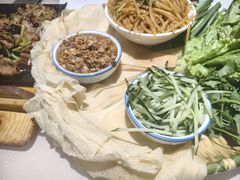 -老码头黑皮肘子锅包肉(赣水路店)