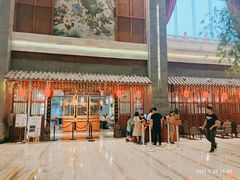 -梅园国际大酒店·自助餐厅(光明港店)