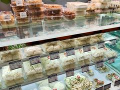-白玉兰食品甜凤店(合生汇店)