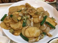 -老鄞江清水龙虾•赵赵家(江北店)