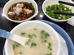 -老来福·非遗酸汤兔(凯旋路店)