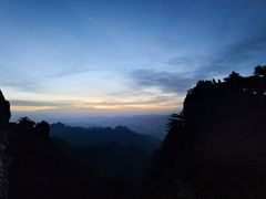 -黄山光明顶山庄