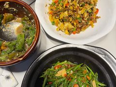 -三湘四水正宗湘菜(君峰路店)