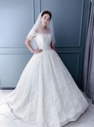 点击看大图 -GRACE KELLY婚纱与礼服(北京店)