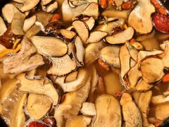 -蘑界·野生菌火锅(深业上城店)