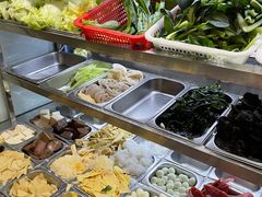 自助取餐区-愉肴麻辣香锅(中山路店)