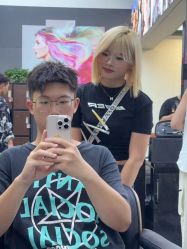 -藤野造型专业烫染接发