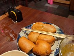 -Cuc Gach Quan Restaurant