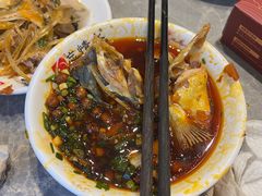 -忘情水鱼头·鲜鱼火锅(滨江中路店)