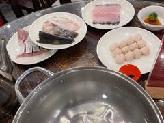 -正能量脆肉鲩火锅